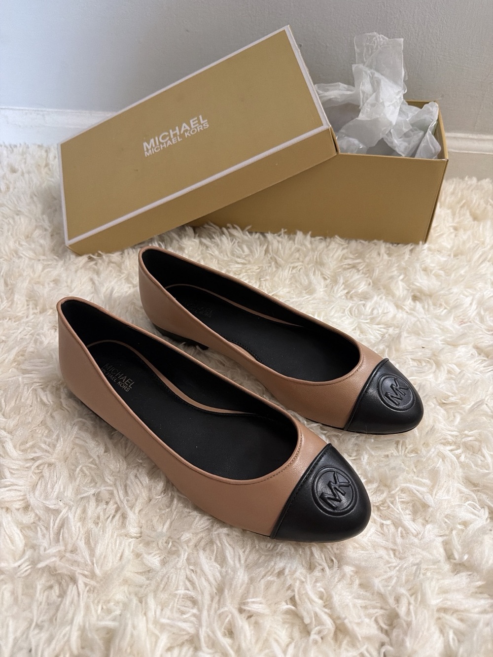 Michael Kors Two-Tone Leather Ballet Flats - Black & Brown